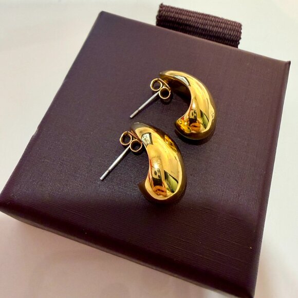 Obakki Split Bean Earrings 18K Gold Plated Brass Handmade Sustainable - Picture 6 of 12